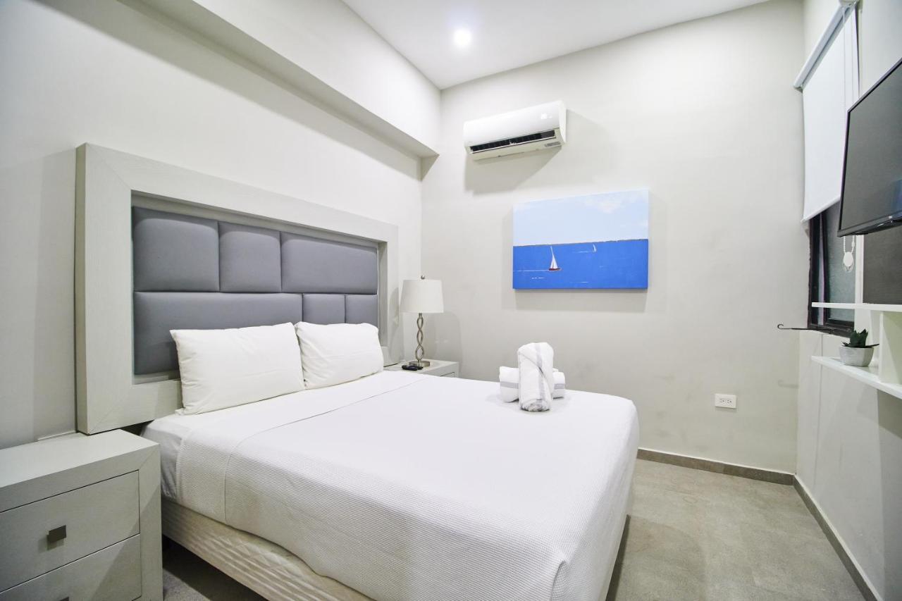 Torre 42 Playa Del Carmen By Lockey Apart otel Dış mekan fotoğraf